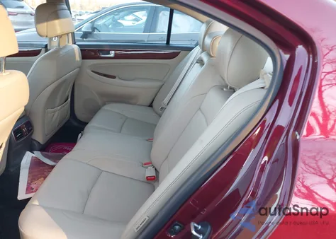 2012 Hyundai Genesis 3.8 z USA, uszkodzony, nr VIN KMHGC4DD1CU152534